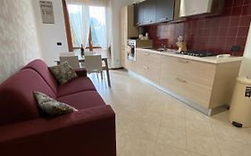 Casa Lux Modern Apartment Between Como And Milan